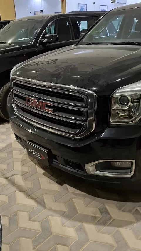 GMC Yukon SLE XL 2018