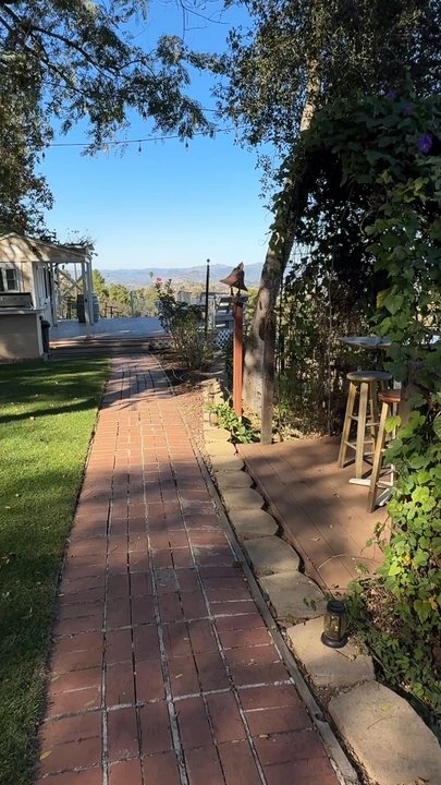 Hidden Meadows Vineyard - Very cute seating areas and plenty of options to choose from. All with amazing views. - Wine Tasting Room Near Me - Escondido, California