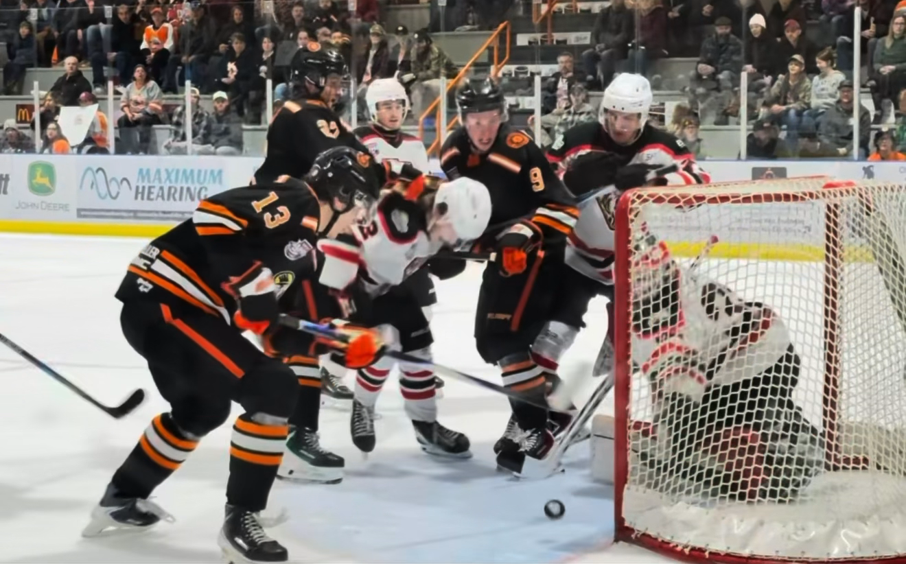 Rowan McDonald Powers Up: Stunning PP Goal for Drumheller Dragons