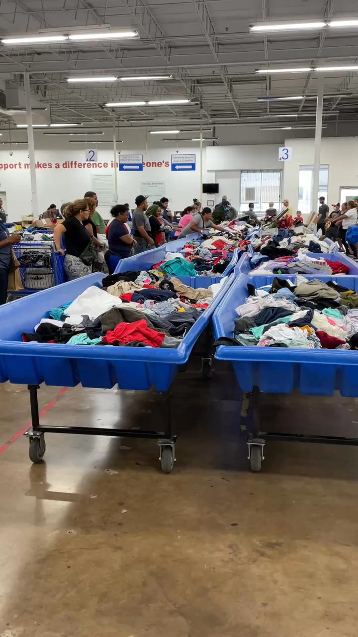 Whatnot Live from the Goodwill Bins Livestream by fliptheworldtx men