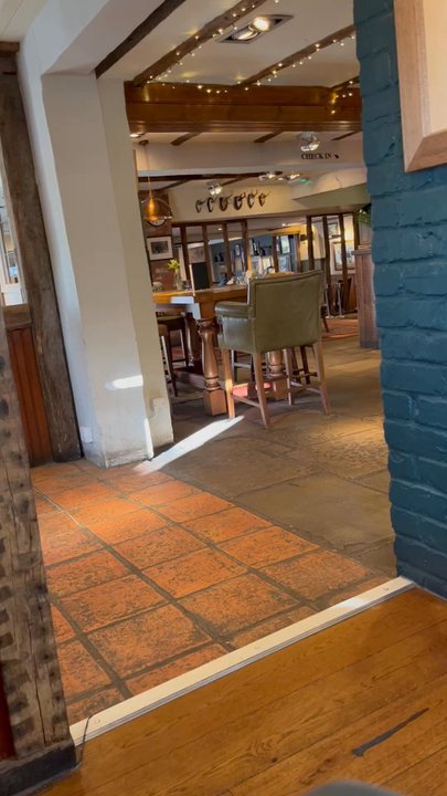 The Five Bells - Ambient - British Near Me - Aylesbury, BKM