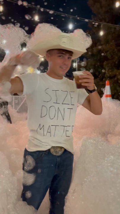 PBR - Hampton - White lie t-shirt plus foam - Bars Near Me - Hampton, Virginia