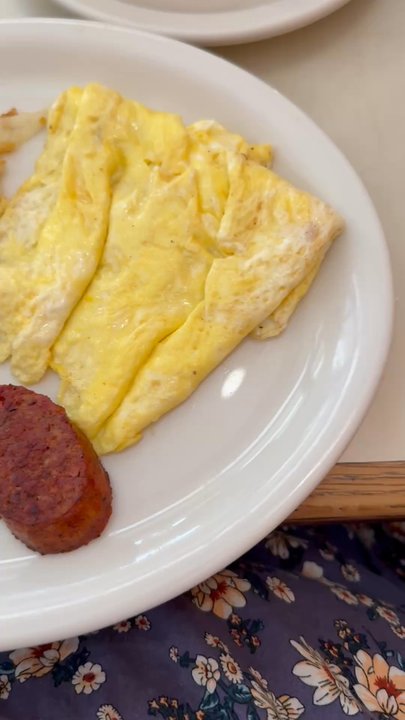Jack's Restaurant - Yum ~ Breakfast - Breakfast & Brunch Near Me - Honolulu, Hawaii