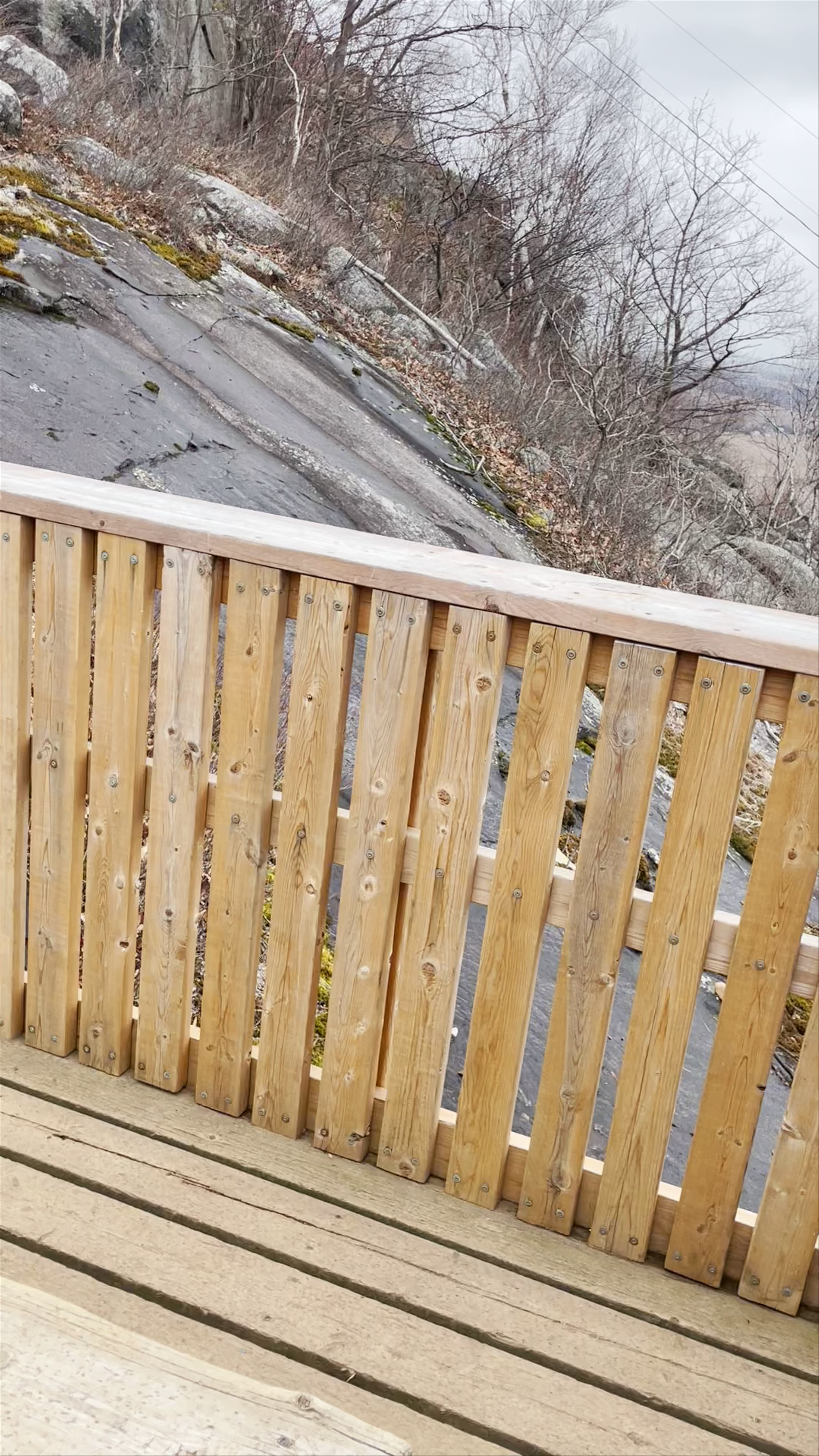 Belvédère de la Réserve naturelle du Mont-Saint-Grégoire