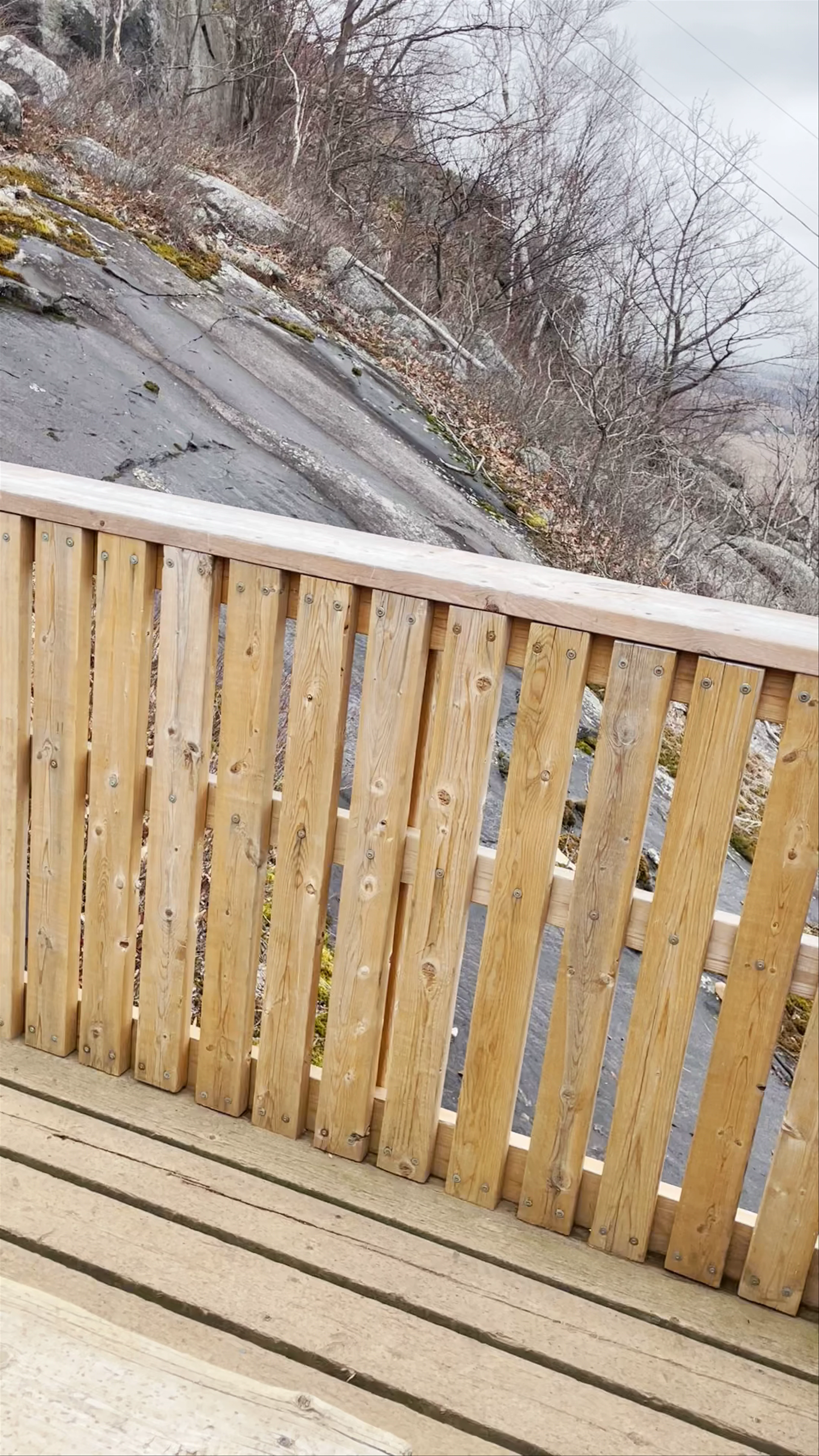 Belvédère de la Réserve naturelle du Mont-Saint-Grégoire