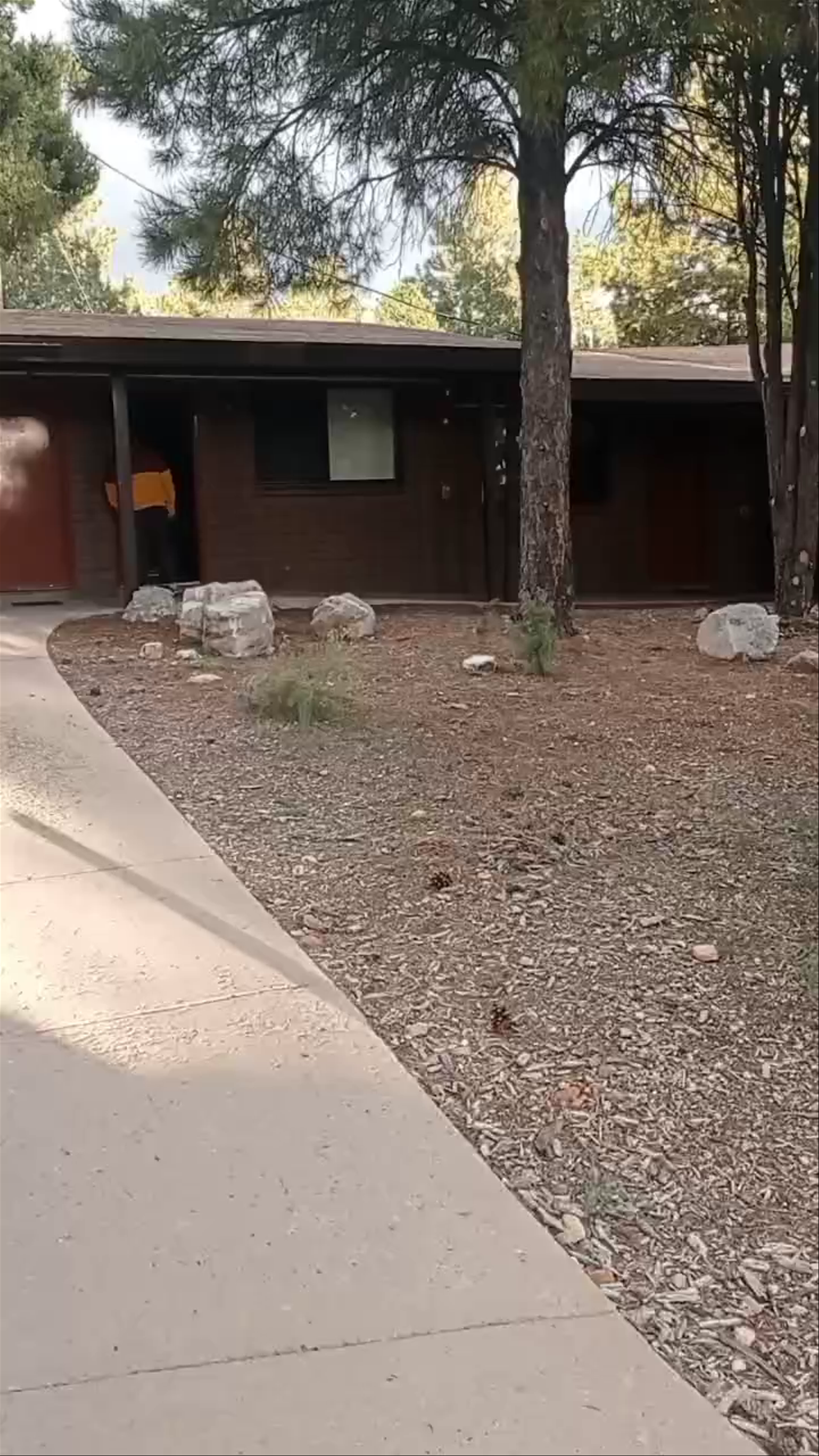 Yavapai Lodge Experience: Tranquil Stay in Grand Canyon Village