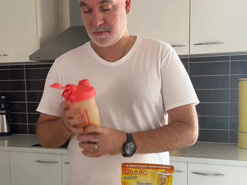 MACROMIKE