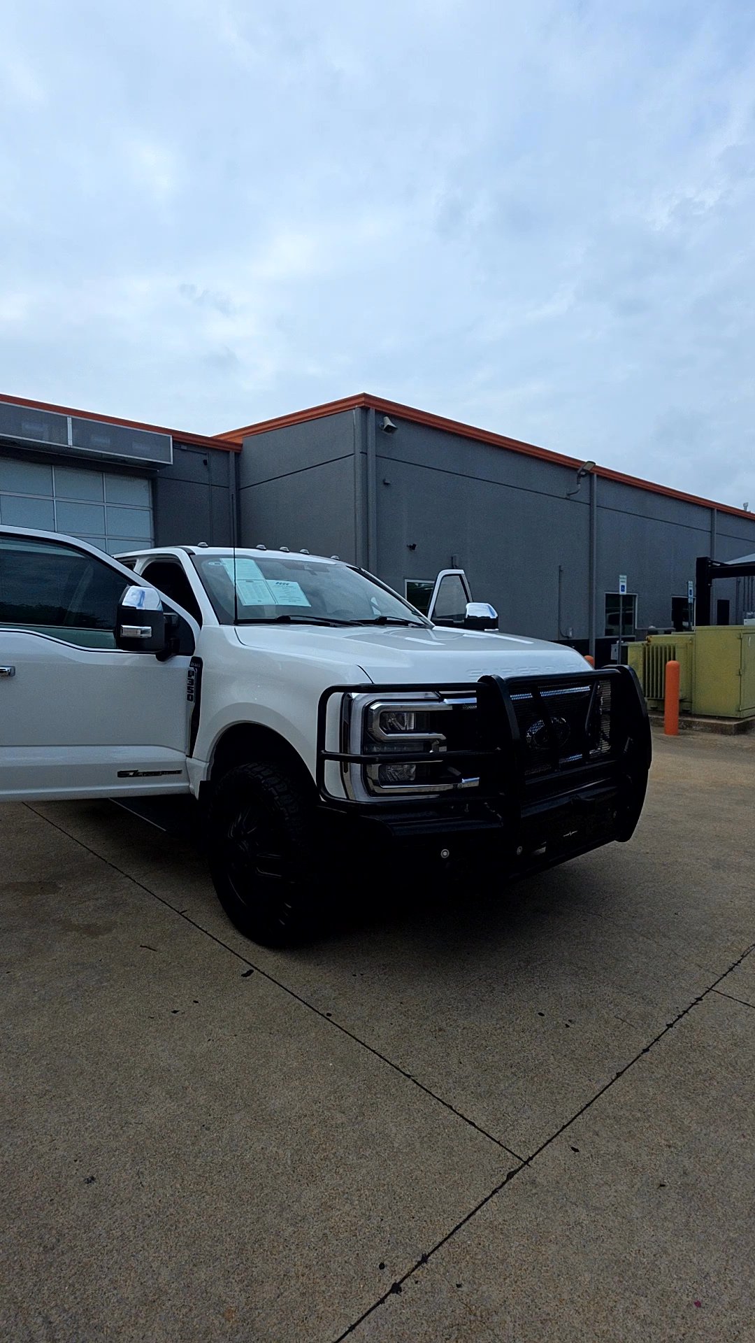 Lifted Trucks - #TX09967A - 2024 Ford F-350 Super Duty King Ranch Crew Cab