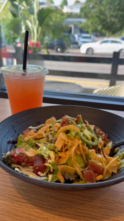 PURALIMA Cantina - Ahi Tuna Salad! - Acai Bowls Near Me - Wayzata, Minnesota