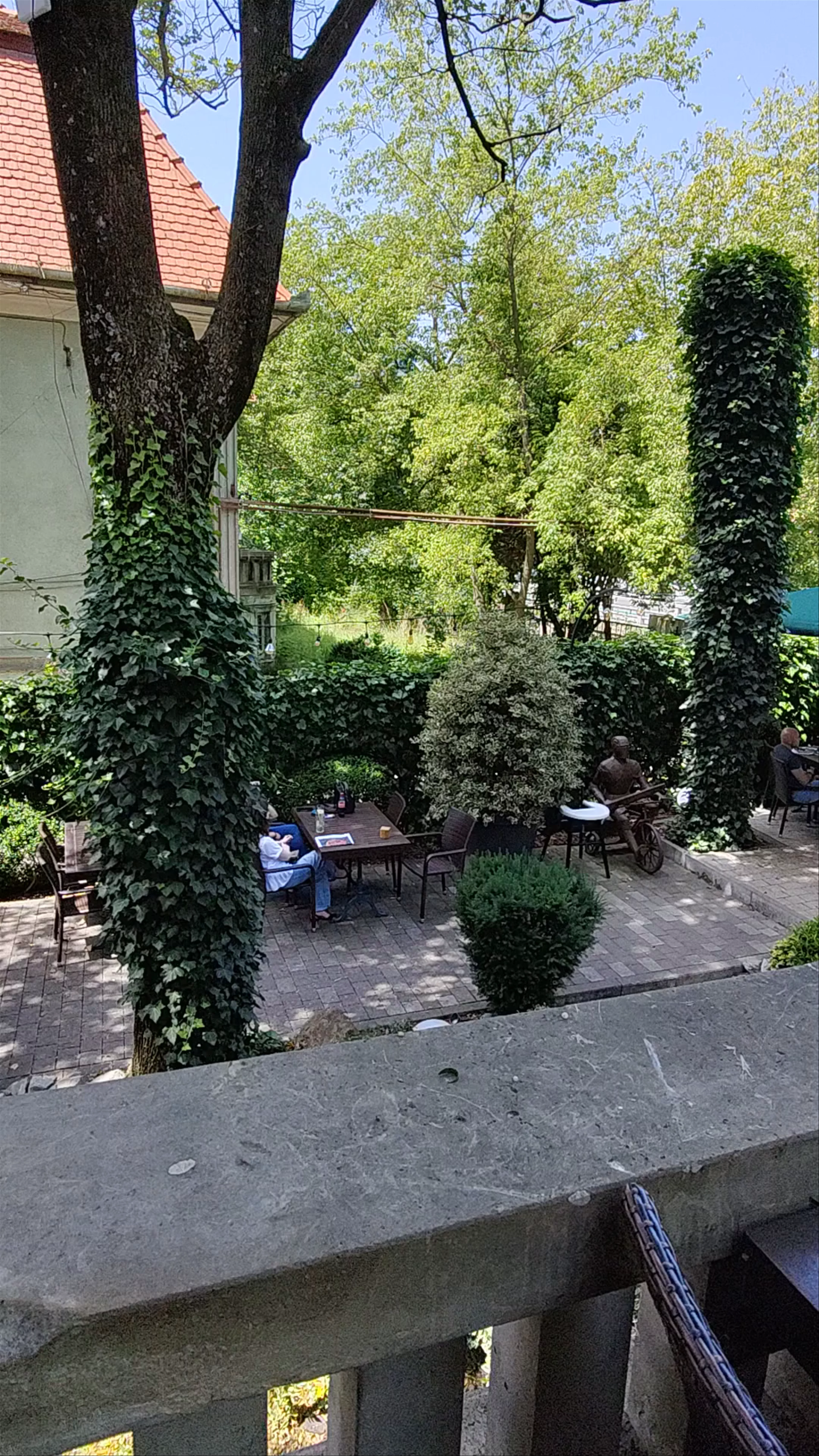 Euphoria Biergarten