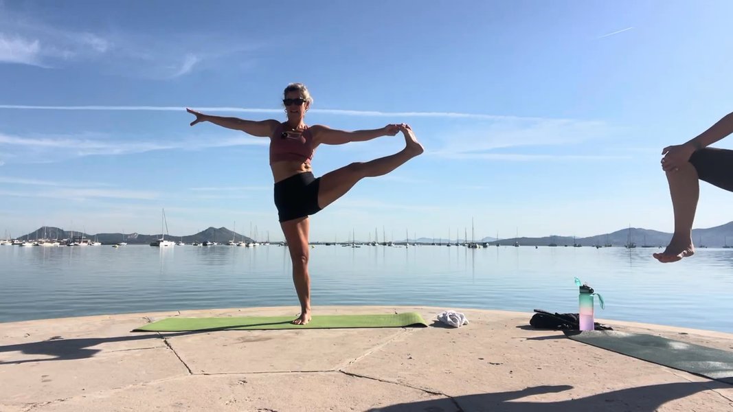 Balancing Act Flow - 10 minutes.