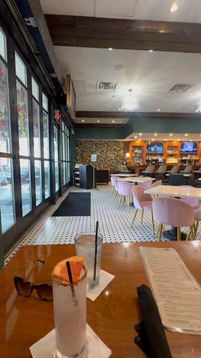 Ebb & Flow - Cocktail Bars Near Me - Plano, Texas