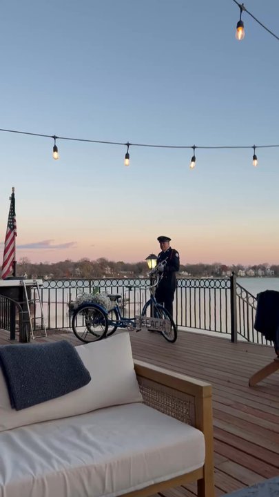 Cabana Anna's - Taps on Veterans Day.  THANK YOU to our Veterans. This is such a special thing to witness.  10/10 of experiences around the lake. - Burgers Near Me - Spring Park, Minnesota