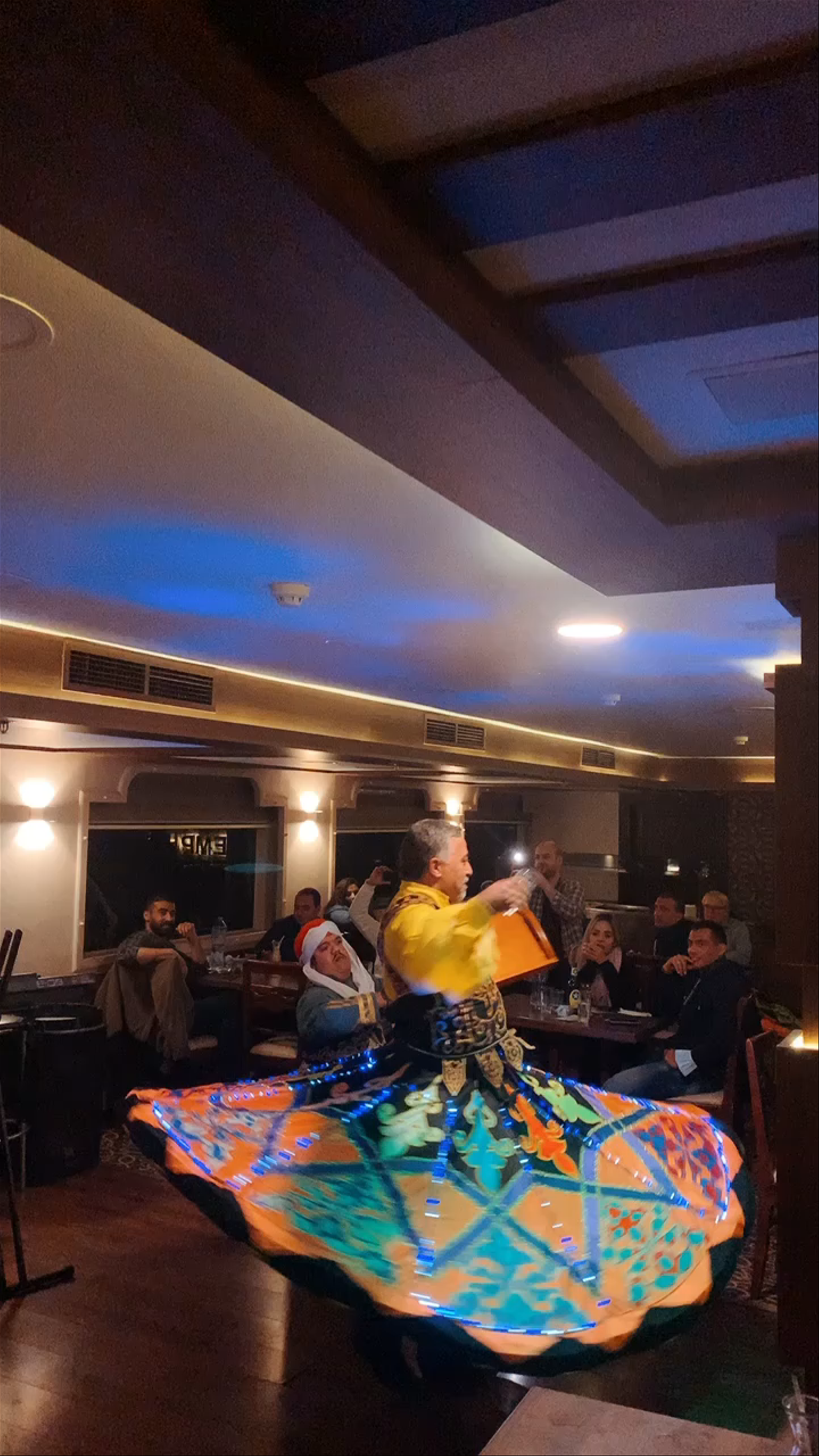 ‏Arabian Nights‎، Mansheya El-Bakry