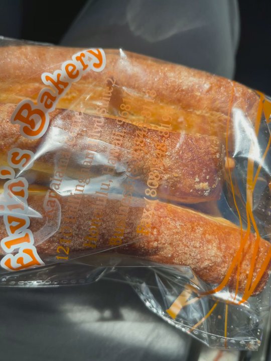 Elvin's Bakery - Cinnamon sticks - Bakeries Near Me - Honolulu, Hawaii