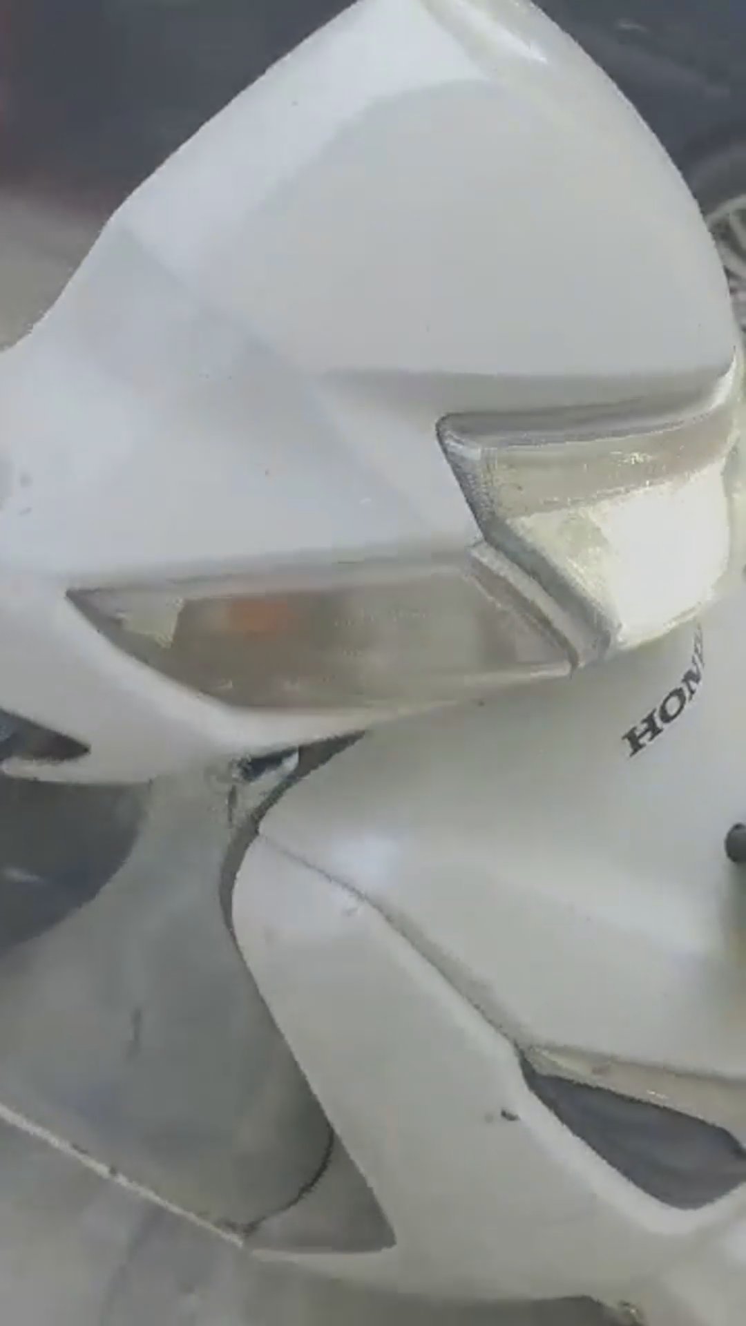 Walk-around video thumbnail