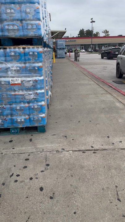 Joe V's Smart Shop - HEB impeding the sidewalk, so if you get hit, HEB. - Grocery Near Me - Houston, Texas