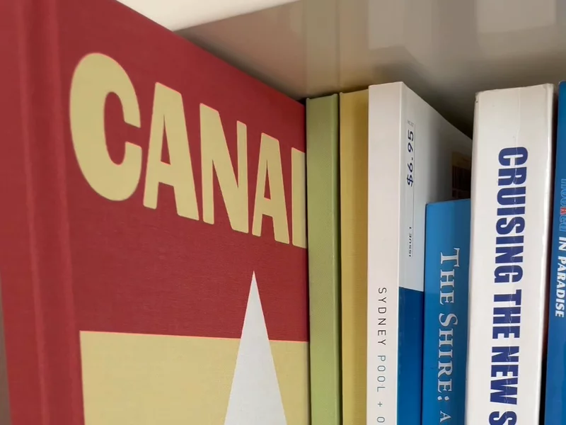 Momento Photo Books