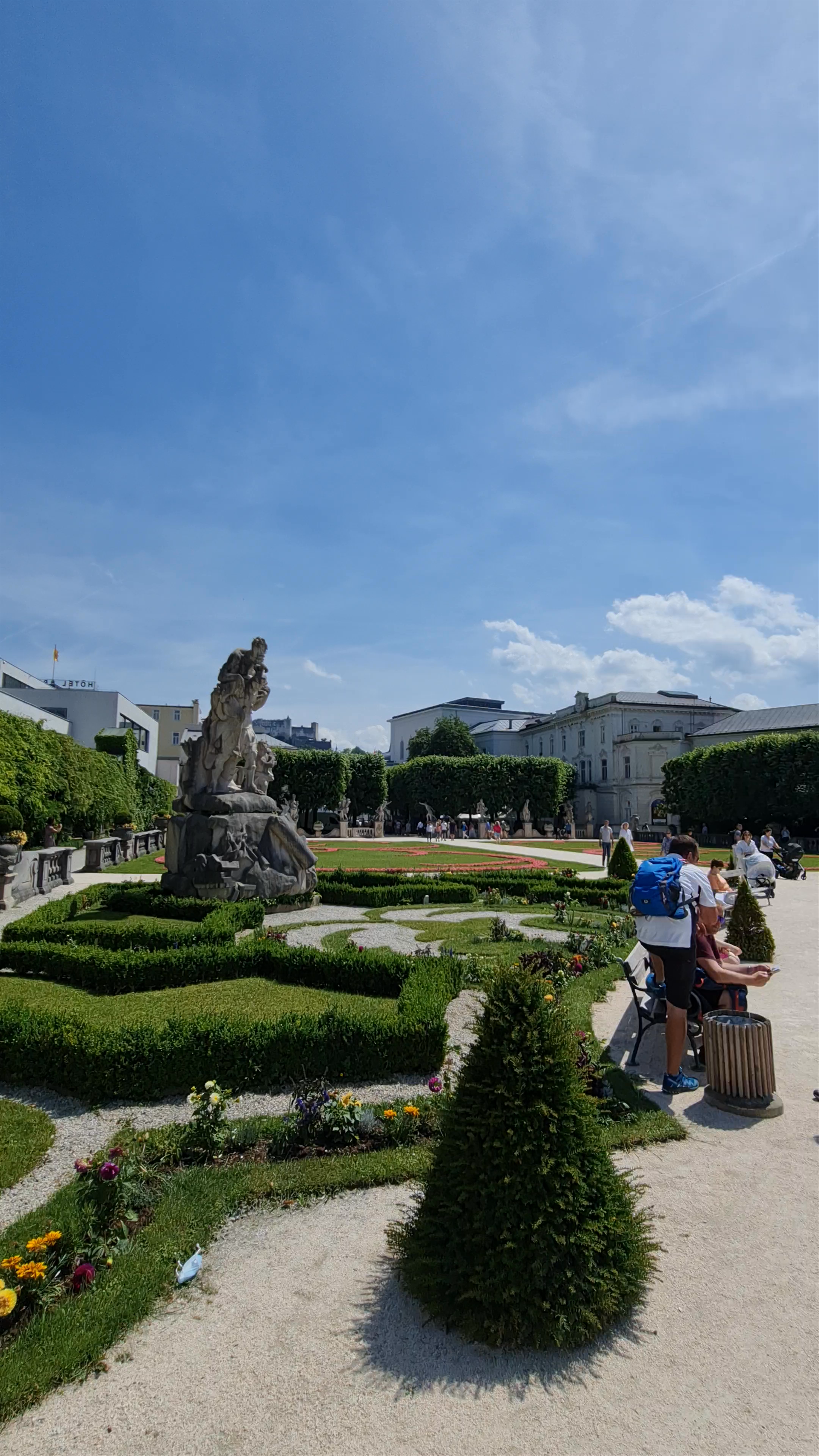 Mirabellgarten: Serene Baroque Gardens in Salzburg