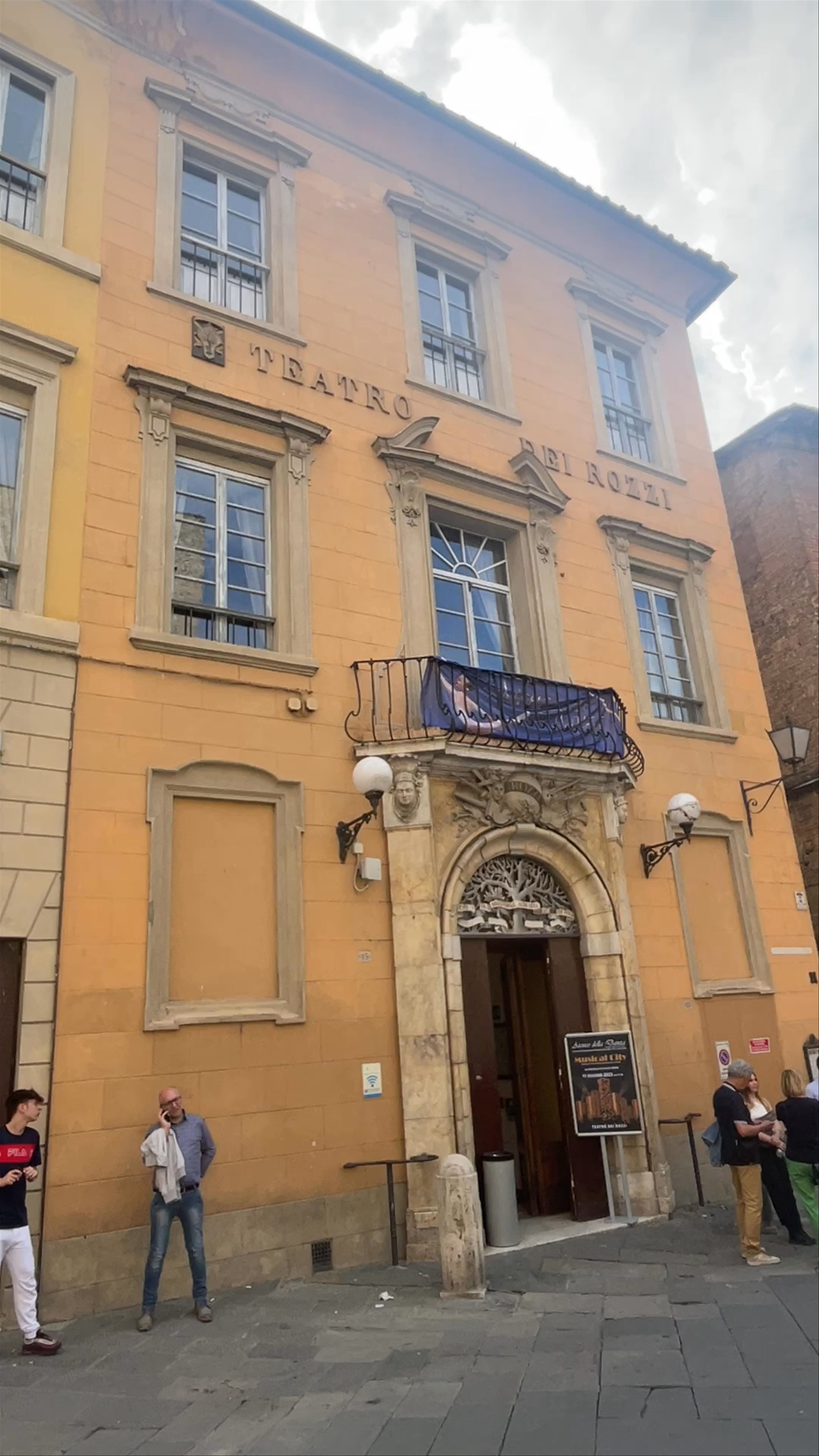 Teatro Dei Rozzi: Historic Theater in Siena's Piazza Indipendenza