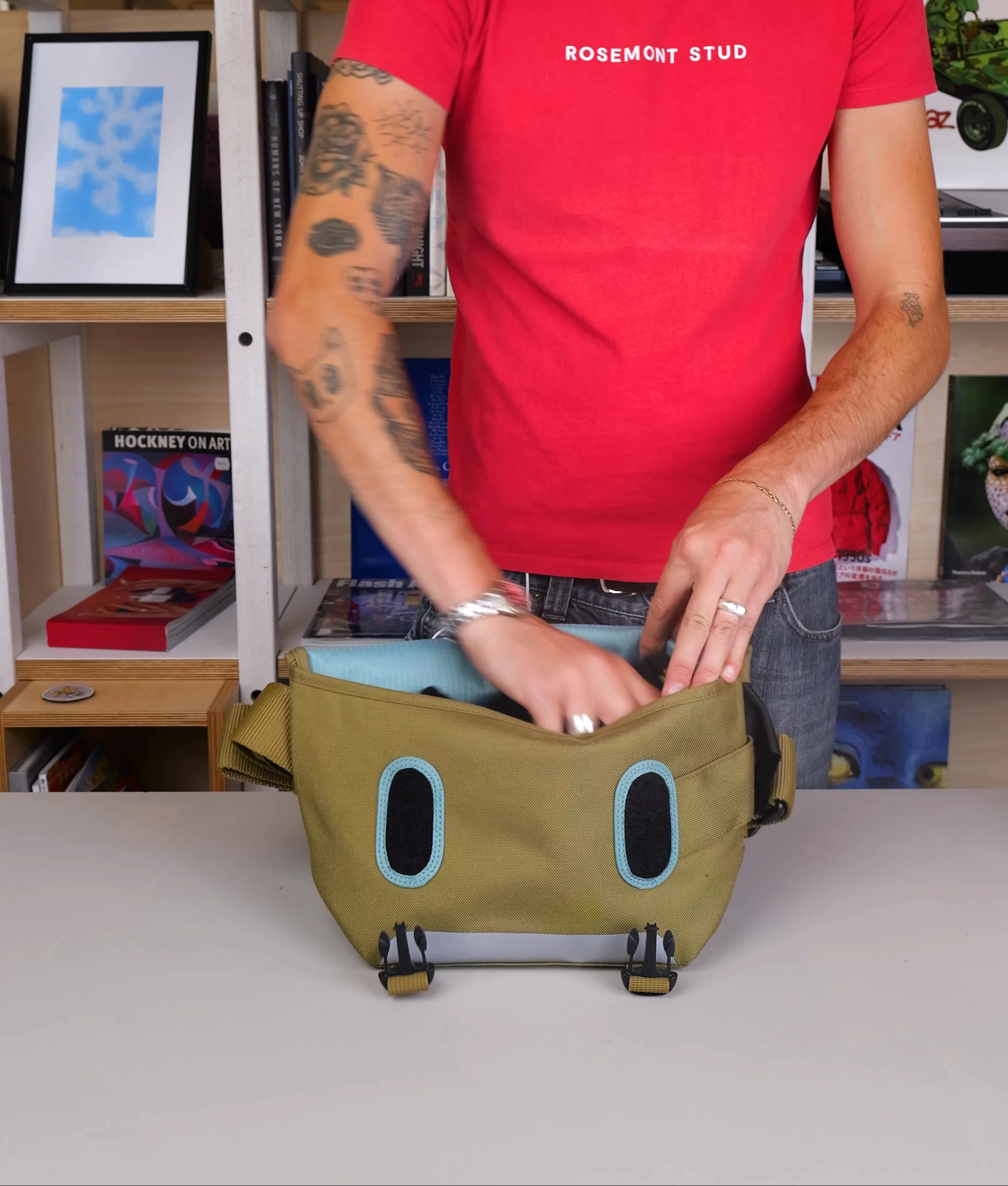 Comfort Zone (Small) - Messenger Bag - Crumpler Australia