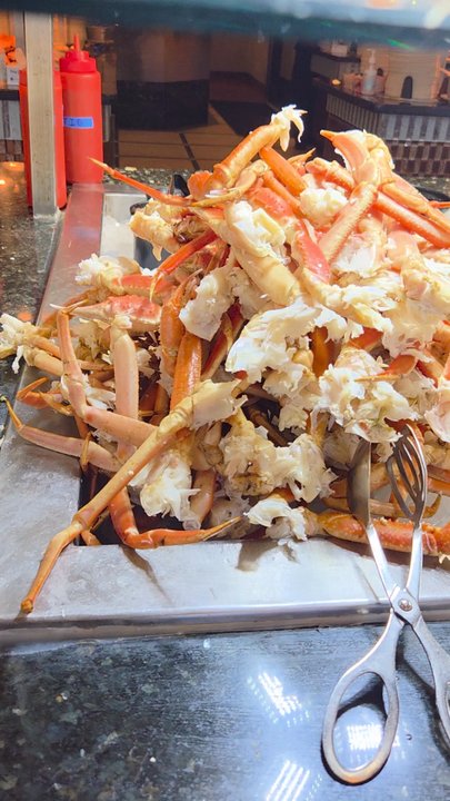 Flaming Buffet - WOW! Beautiful Prepared & I tried 1/2  of the dishes  here gotten FULL. Need to come back to try other half - Seafood Near Me - Fullerton, California