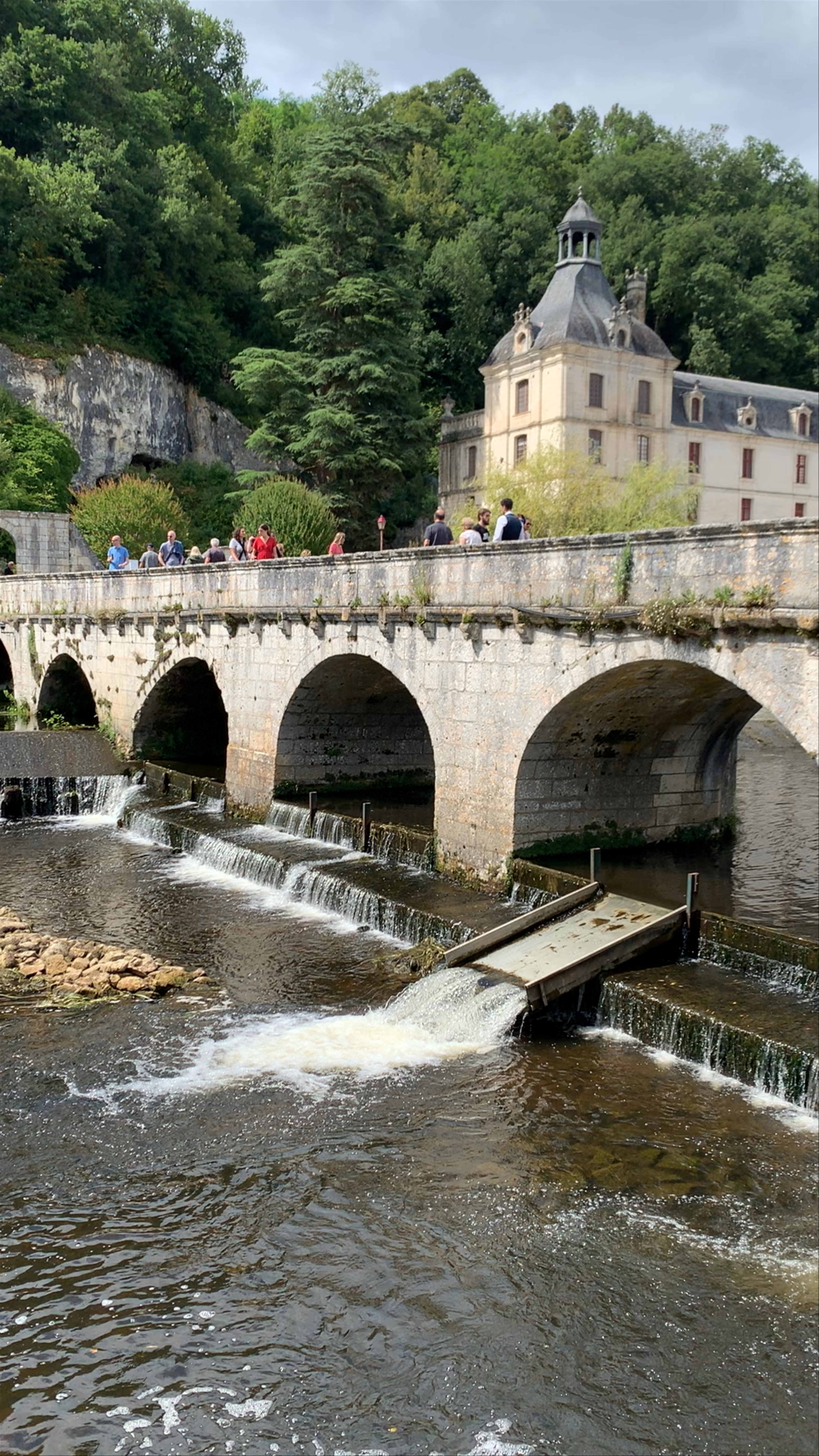 Le Moulin de l'Abbaye: Historic Charm & River Serenity in Brantôme en Périgord