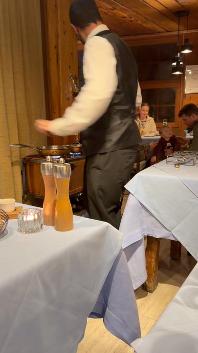 Restaurant Spycher - Flambé - Hotels & Travel Near Me - Zermatt, VS
