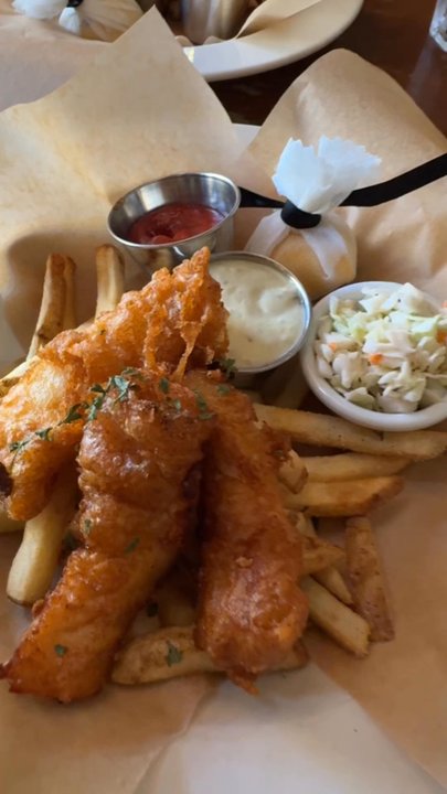 Sam Kendall's - Fish & Chips were fantastic! Fresh and flavorful! Cooked to perfection! Champagne was iced cold and refreshing! - American Near Me - Camden, South Carolina
