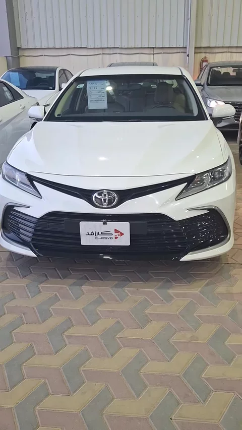 Toyota Camry le 2022