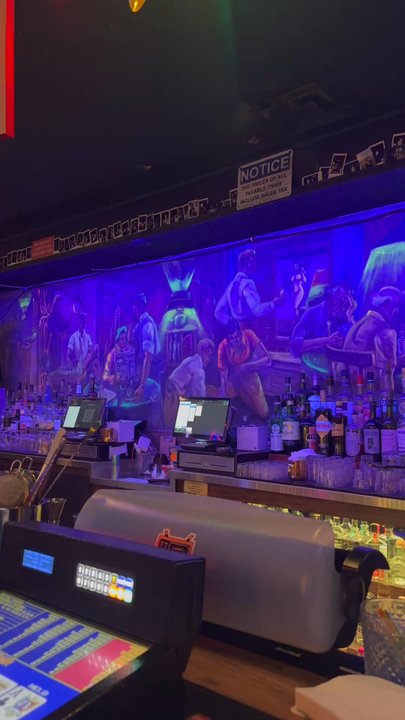 Hard Hat Lounge - Dive Bars Near Me - Las Vegas, Nevada