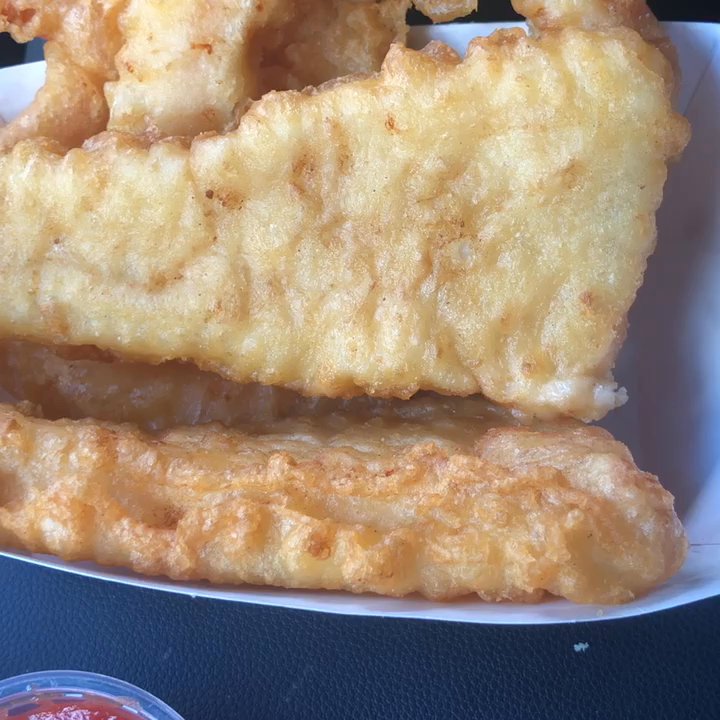 Kitty's Fish & Chips - Look at how oily and NOT CRISPY this fish is. It's literally just a sponge. - Seafood Near Me - Covina, California
