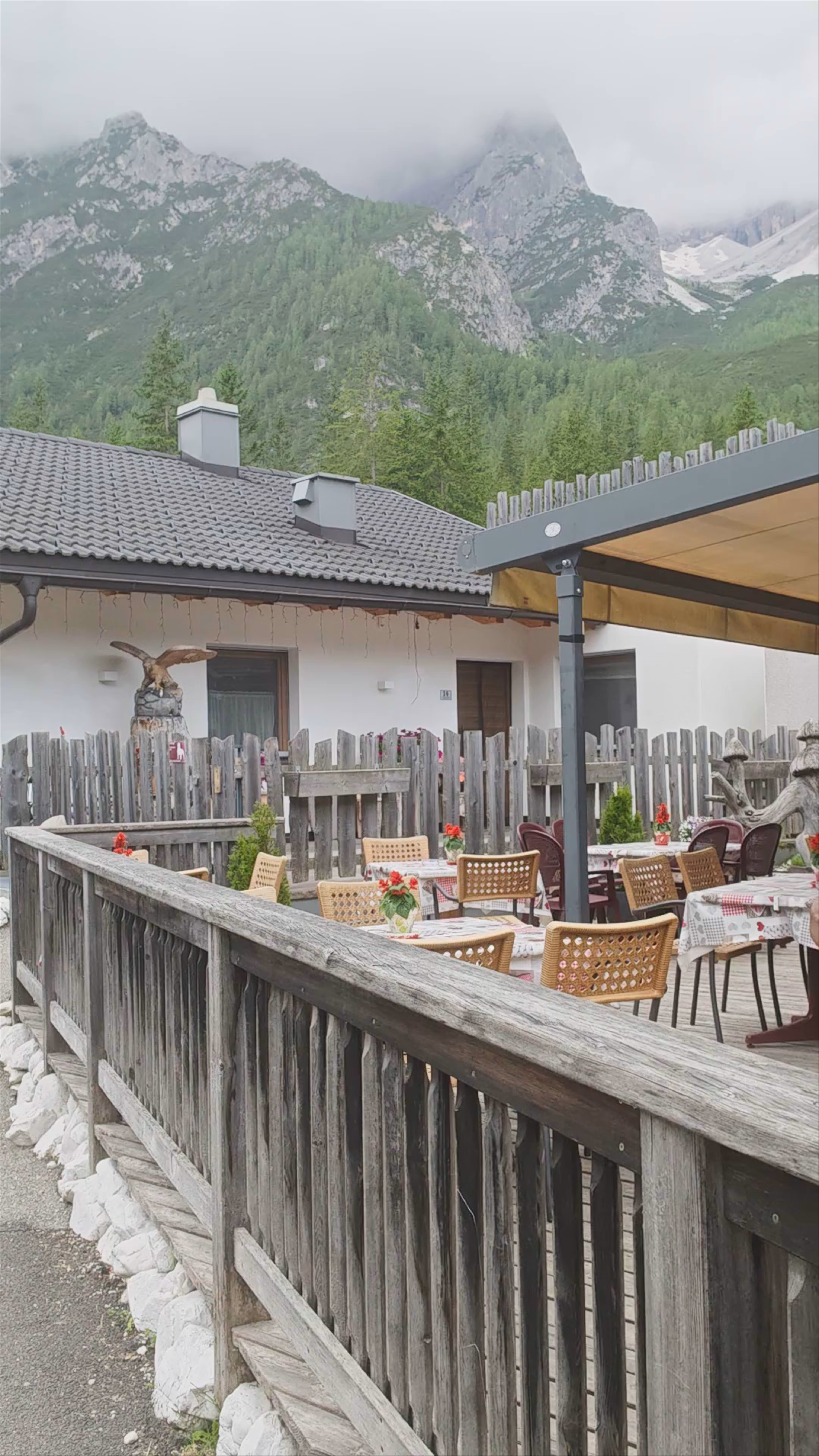 Fischleinbodenhütte: Alpine Serenity & Adventure in South Tyrol