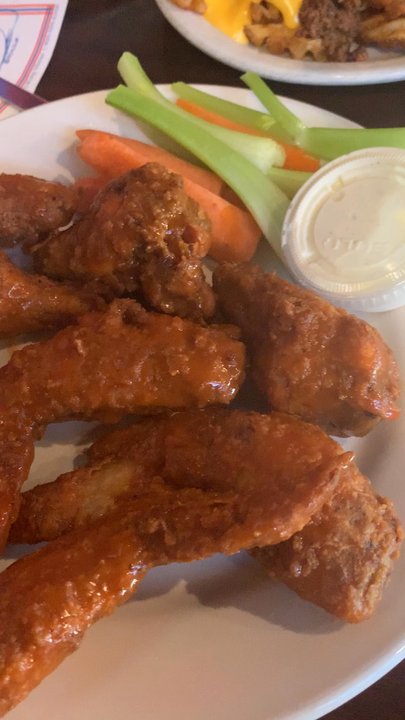 Chelios' Pub & Grill - Got to love it!!!!! - Sports Bars Near Me - Aurora, Illinois