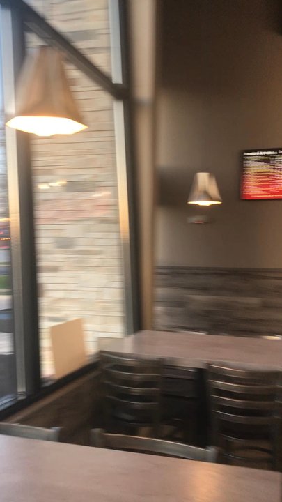 Tommy's Red Hots - Dining room - Sandwiches Near Me - Crystal Lake, Illinois