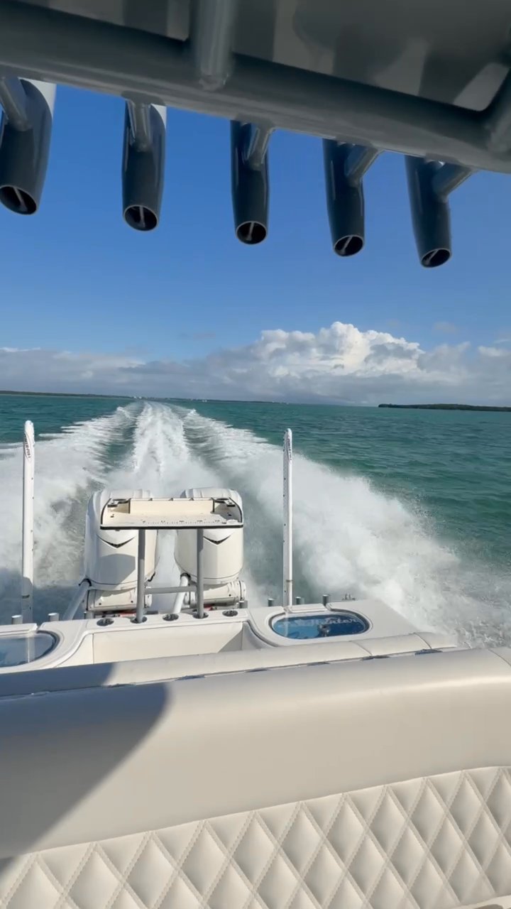This 2025 SeaHunter 28 Floridian is being delivere...