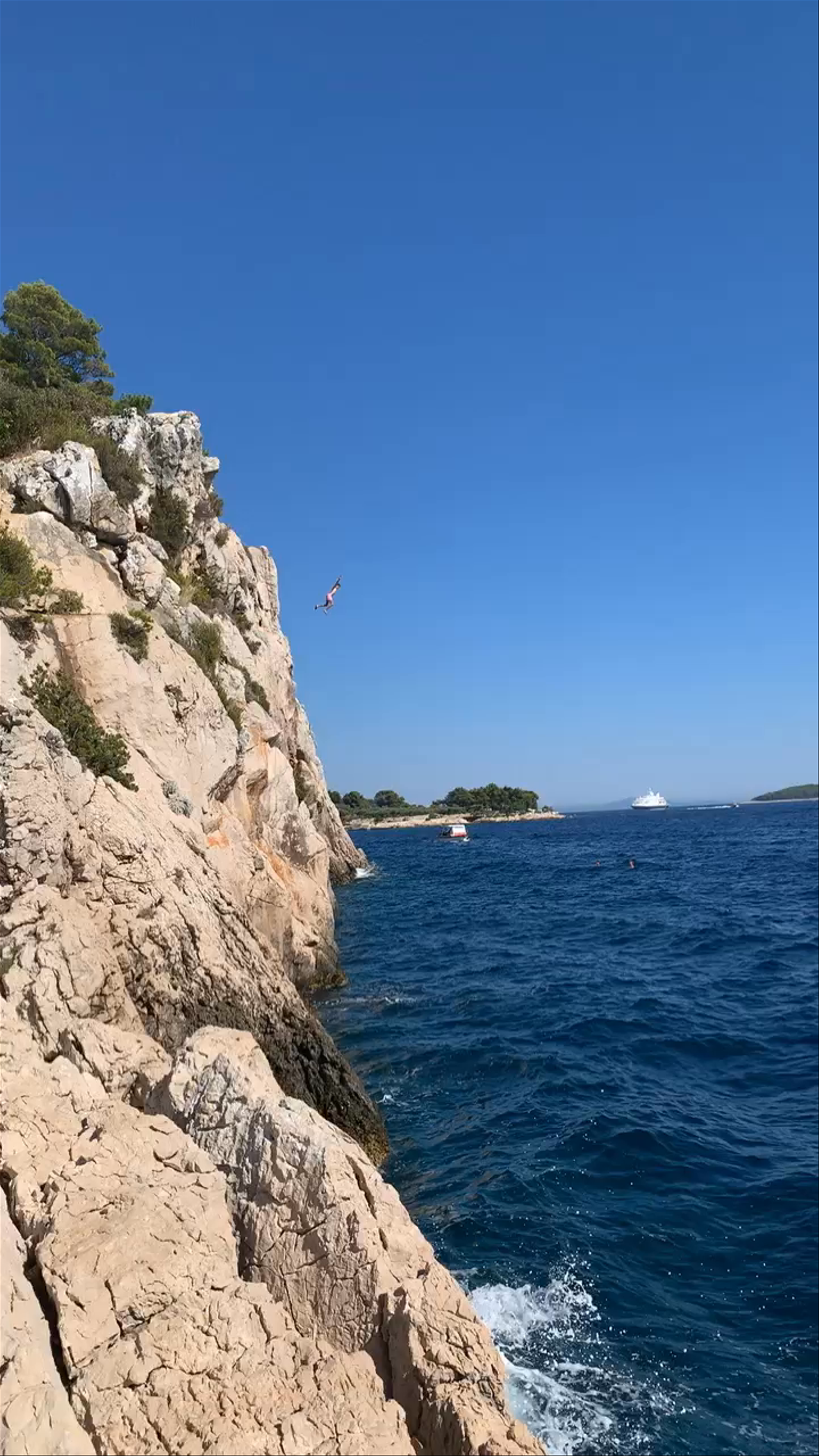 Sveta Nedjelja Cliff Jumpig