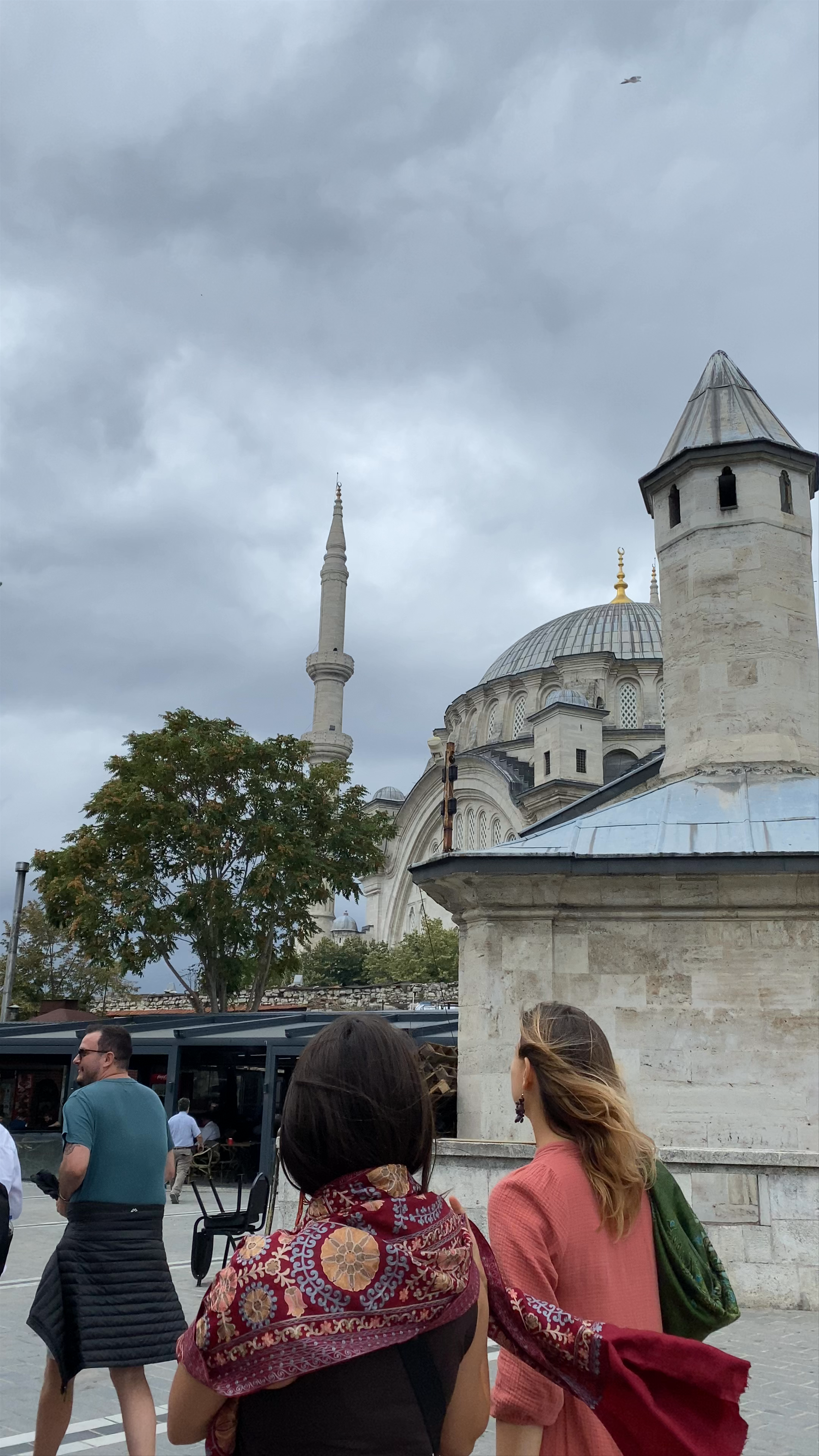 Exploring Sultan Ahmet Camii: A Historic Istanbul Walk