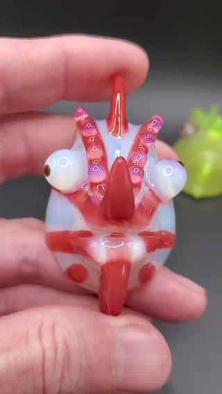 Preview pic of Opaline/ruby red chameleon