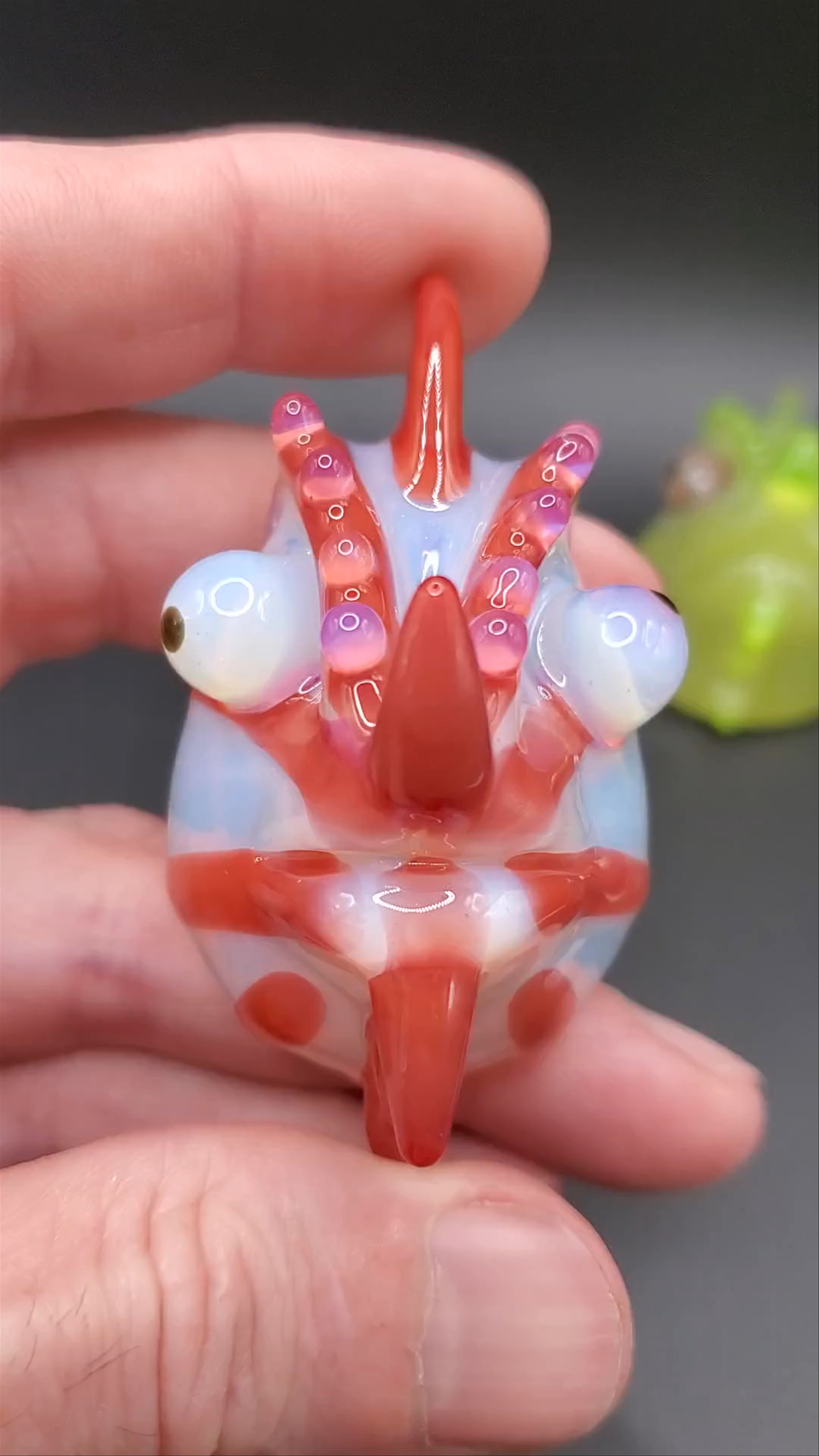 Preview pic of Opaline/ruby red chameleon