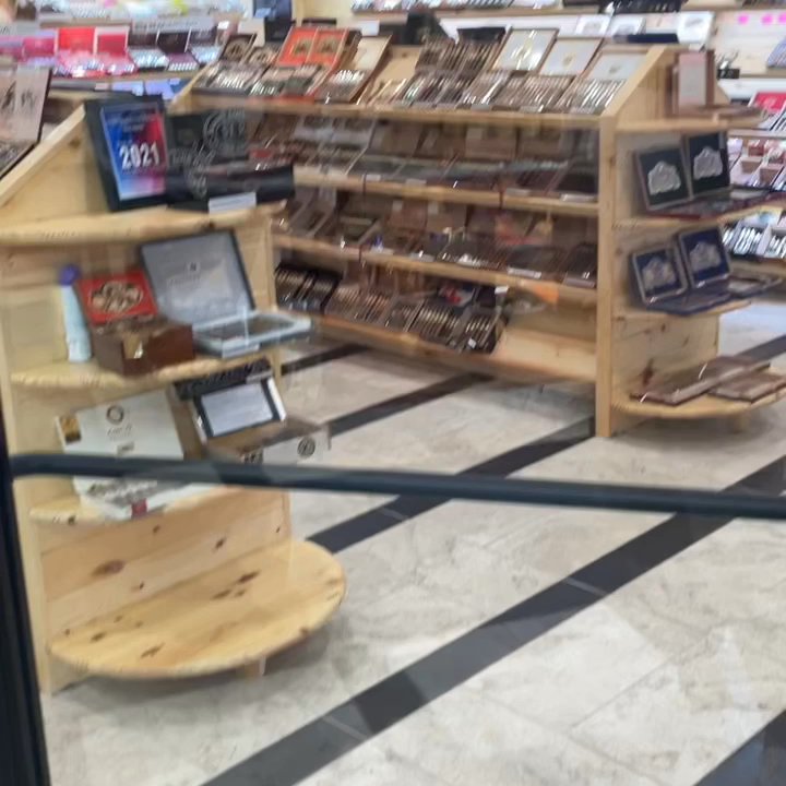 Smokey Bear - Tobacco Shops Near Me - Evergreen Park, Illinois