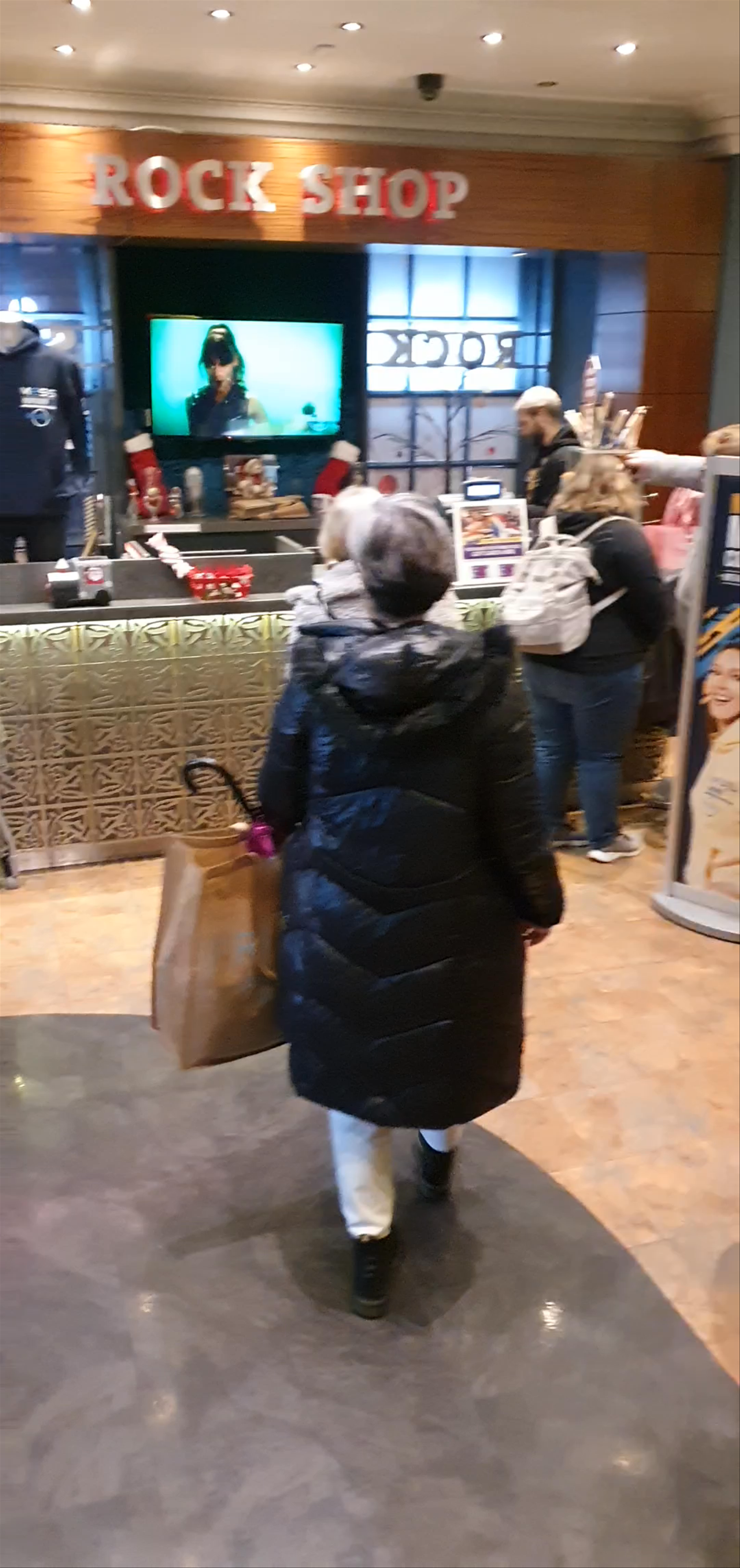 Inside Hard Rock Cafe Glasgow: Rock Vibes and Urban Energy