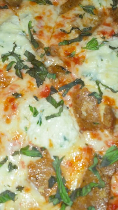 180 Vilano Grill & Pizza - My wife's favorite pizza - Pizza Near Me - St. Augustine, Florida