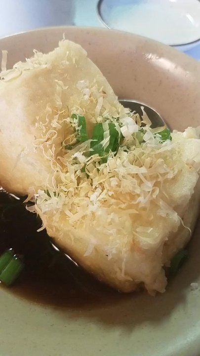 Rolla Cabin - watch the bonito flakes dance on the agedashi tofu. Taken 12/20/18 - Japanese Near Me - Hayward, California