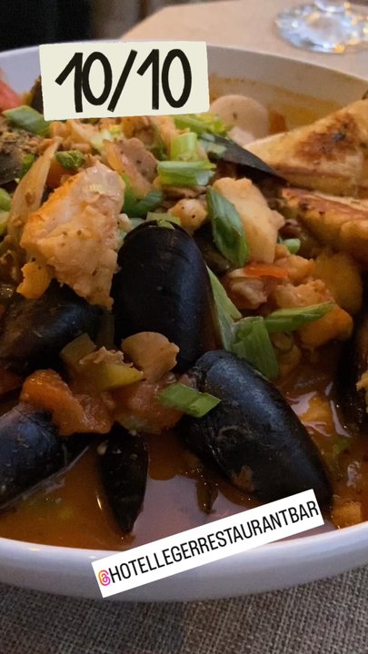 Hotel Leger - Delicious cioppino!!!!! - Hotels Near Me - Mokelumne Hill, California