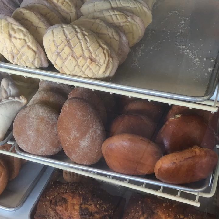 Panaderia Ortiz - The case - Bakeries Near Me - Morgan Hill, California