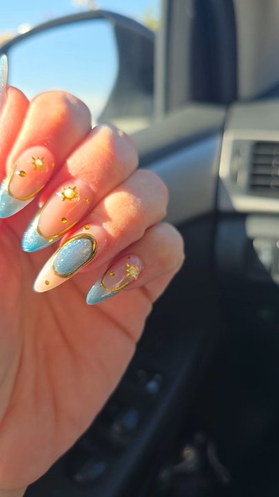 Diamond Nails - Beautiful - Nail Salons Near Me - Palm Desert, California