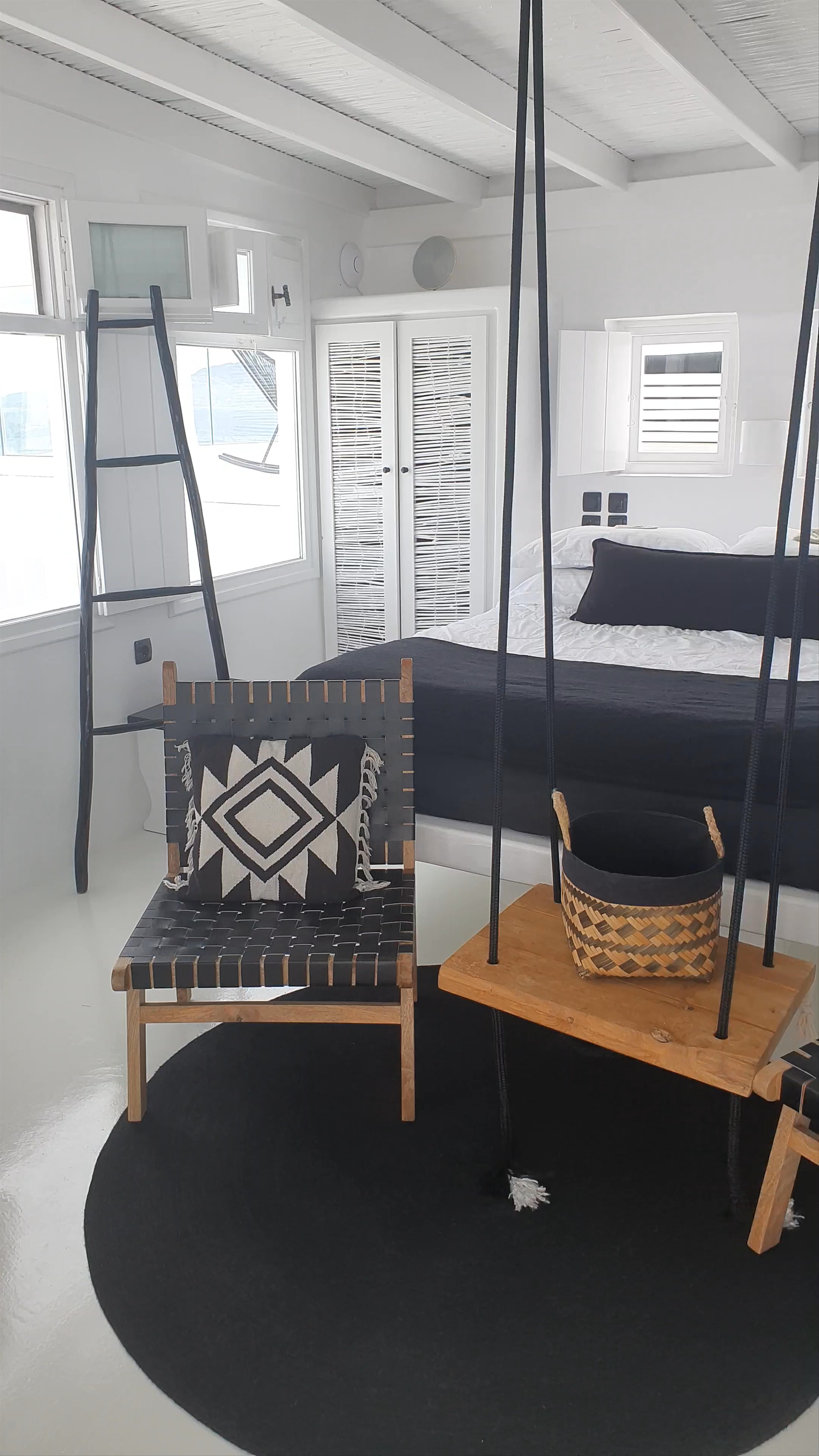 Captain Zeppos Boutique Suites