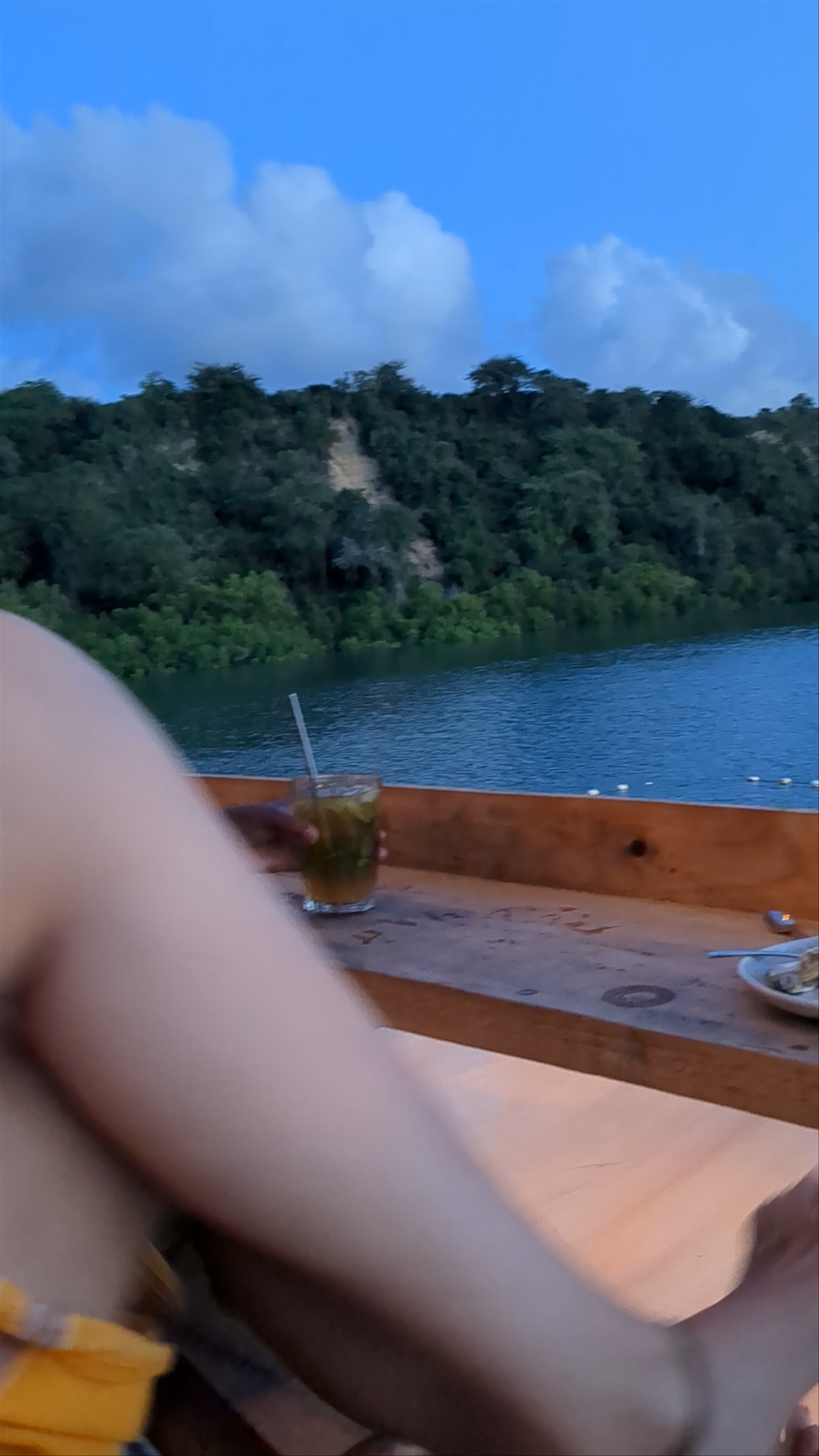 Salty’s on the creek