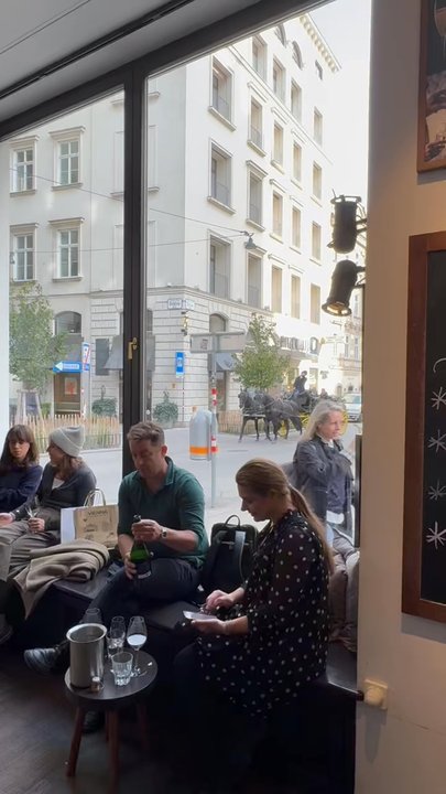 Le Cru - Beer, Wine & Spirits Near Me - Vienna, 9